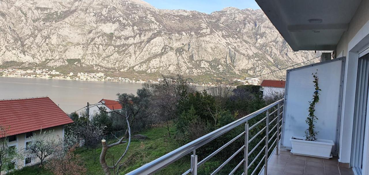 Ancora Prcanj Kotor Buitenkant foto