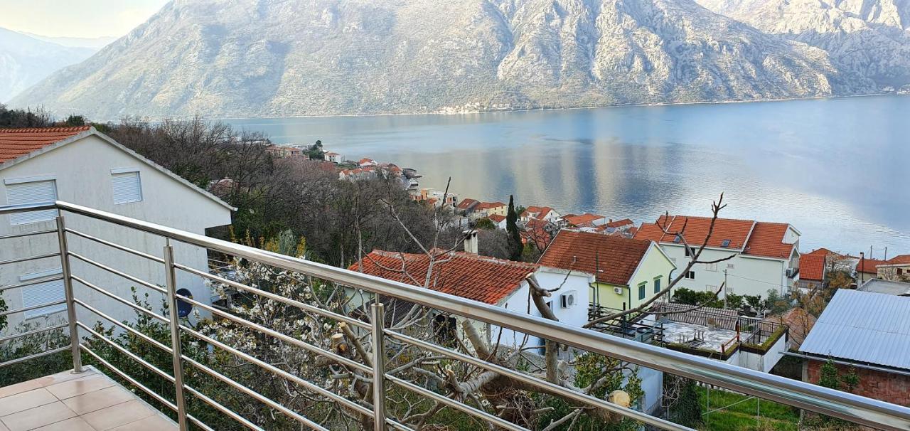 Ancora Prcanj Kotor Buitenkant foto